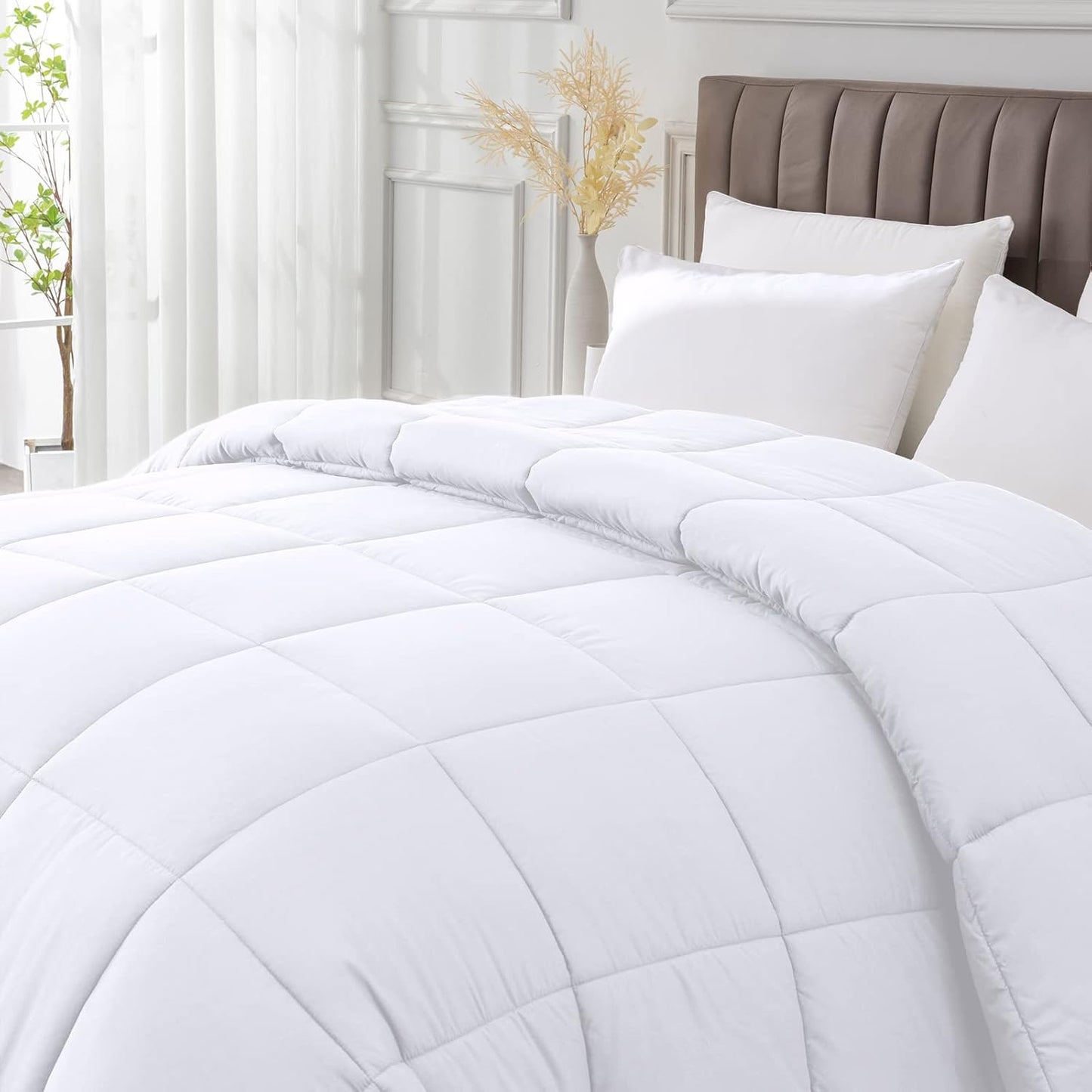 Queen Size All-Season Quilted Down Alternative Comforter Duvet Insert - Soft and Fluffy Bedding with Corner Tabs - Machine Washable for Winter and Summer Use