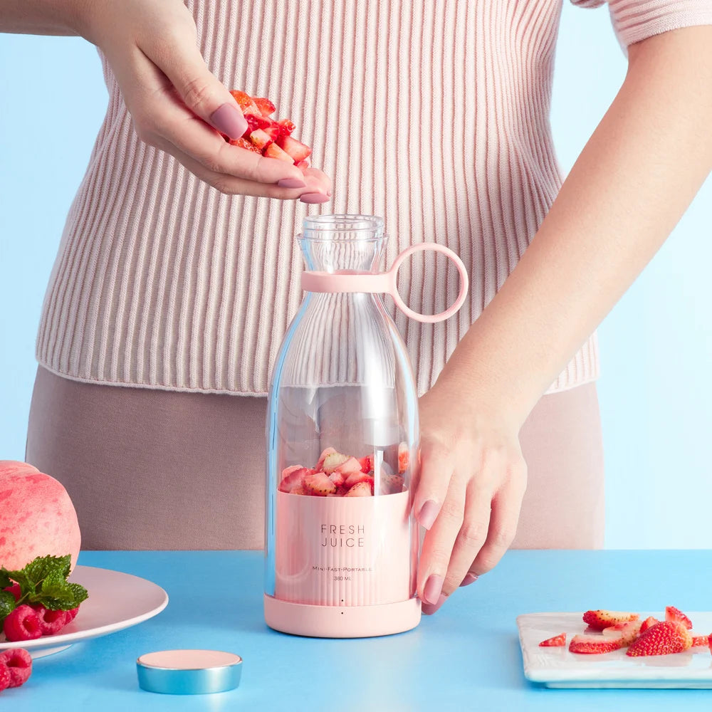 Wireless Rechargeable Portable Blender Juicer - 350ML Mini USB Fruit Mixer and Smoothie Extractor for Travel